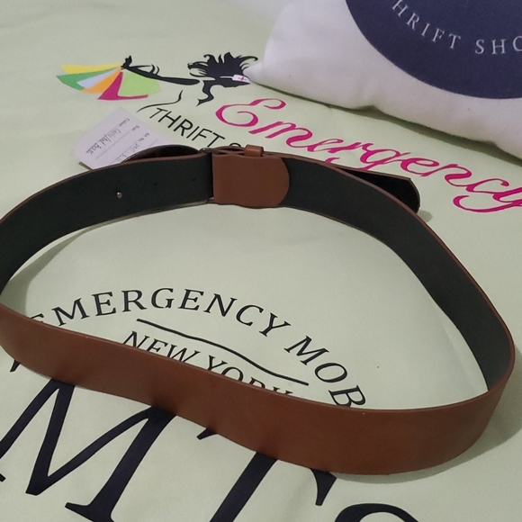 Montclair Belt - Picture 5 of 7